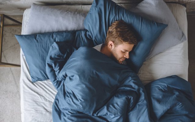 Arrêter de grincer des dents pendant la nuit