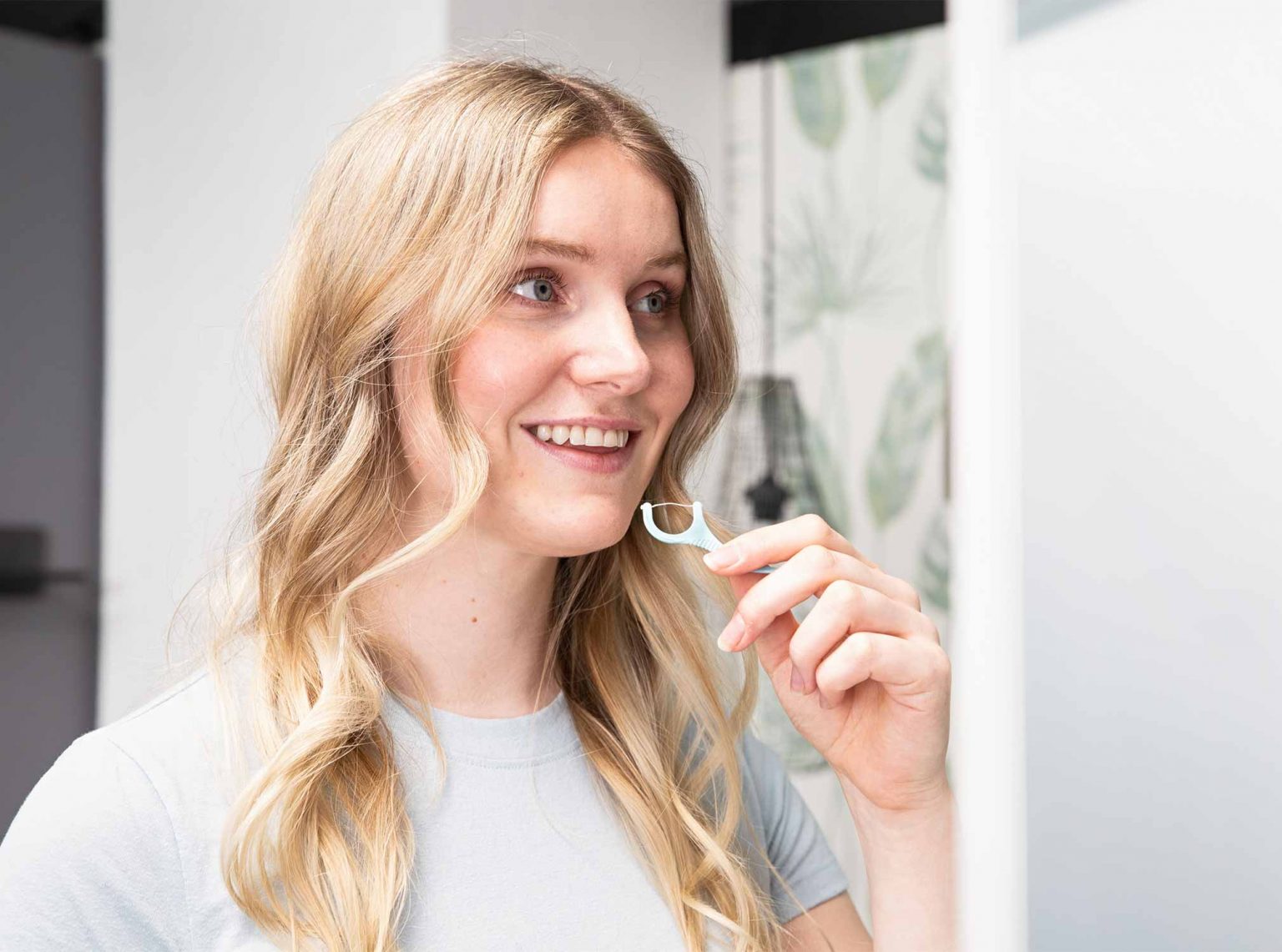 Toothpicks or Dental Floss Which to Choose? Jordan Oral Care