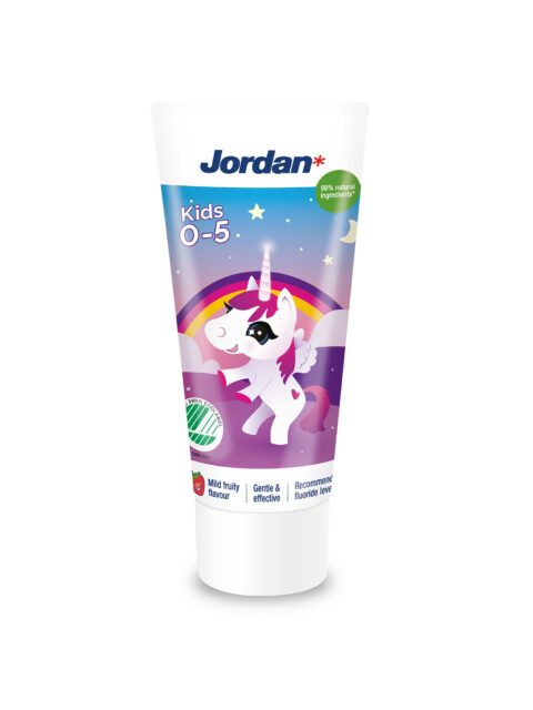 Jordan tandkräm för barn 0-5 år med en enhörning på förpackningen