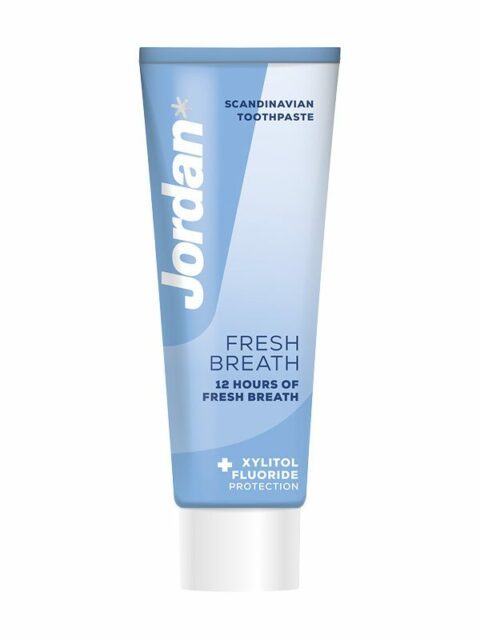 Jordan Fresh Breath tandkräm är en tandkräm som ger dig en fräsch andedräkt i upp till 12 timmar.
