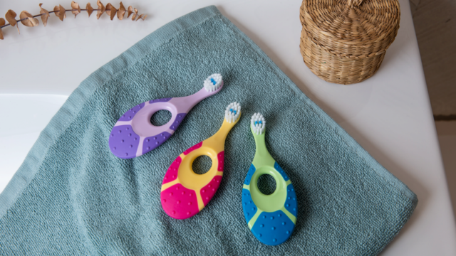 Choisir la brosse à dents parfaite pour votre enfant